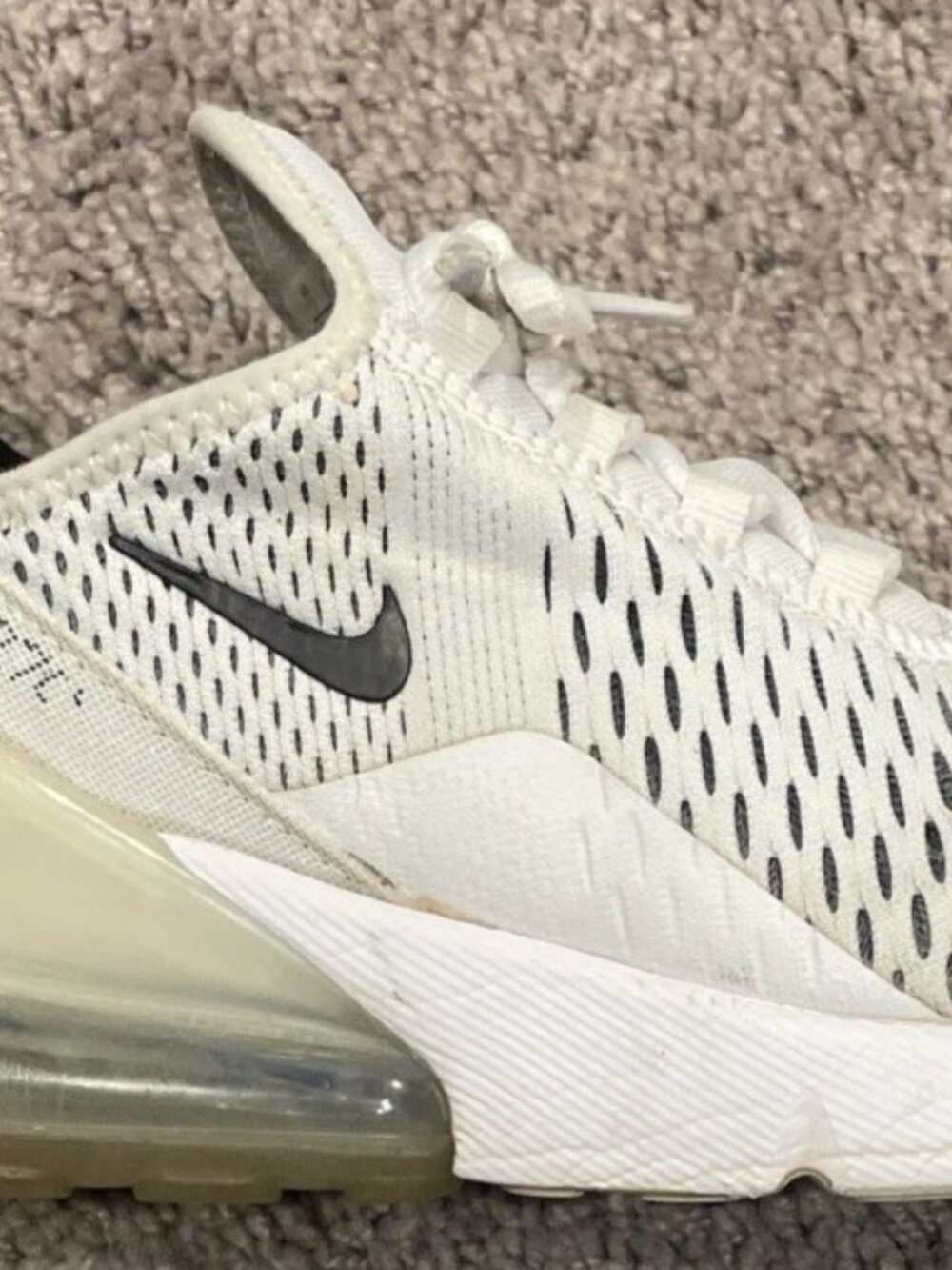 Nike Air Max 270 Women's Size 7 White Black Shoes Sneakers Athletic AH6789-100